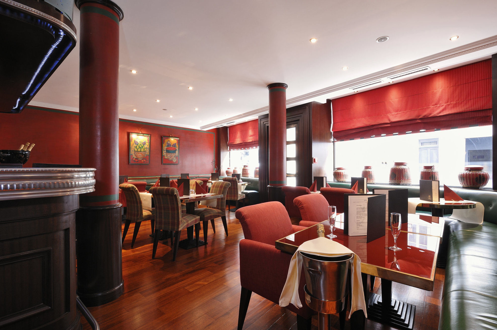Hotel Royal Saint Honore Paris Louvre Restaurant bilde