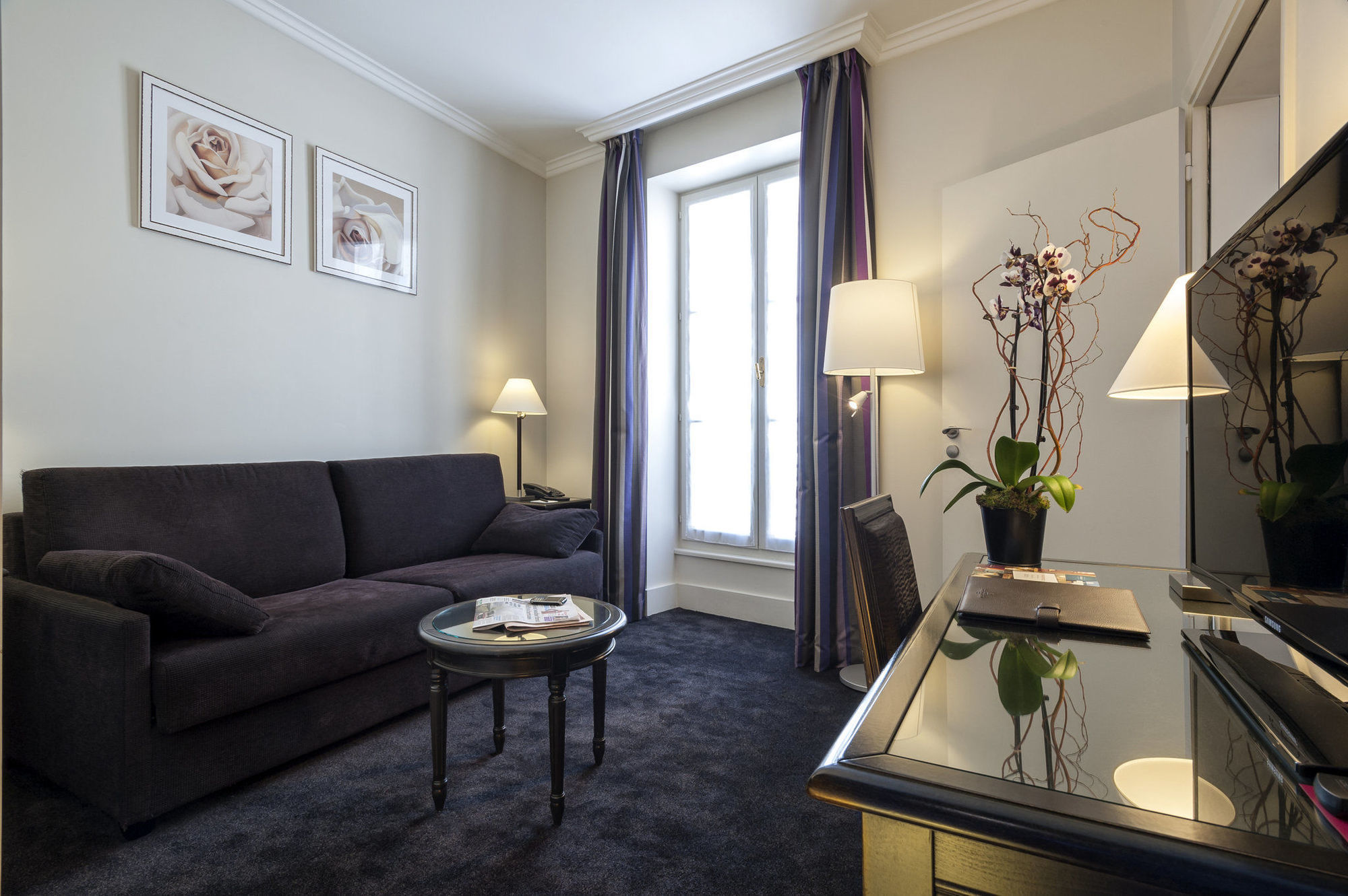 Hotel Royal Saint Honore Paris Louvre Rom bilde